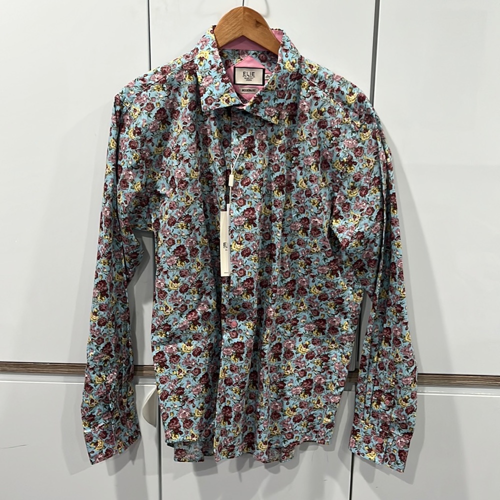 Brand new Elie Balleh floral pattern dress shirt. In XL